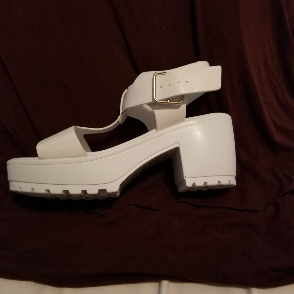 Chunky heeled Sandals